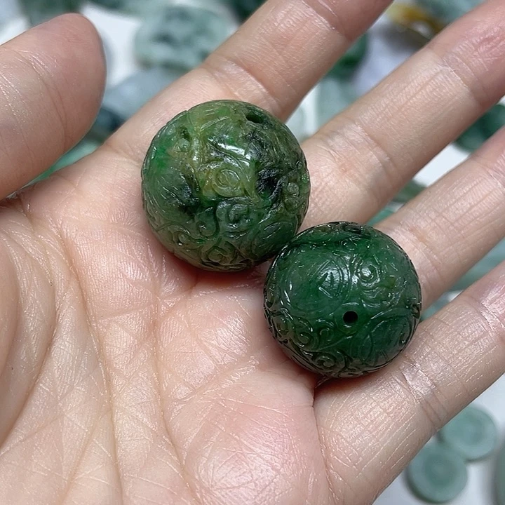 定制翡翠未镶嵌年***叔翡翠