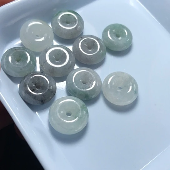 翡翠未镶嵌颈饰缅甸翡翠