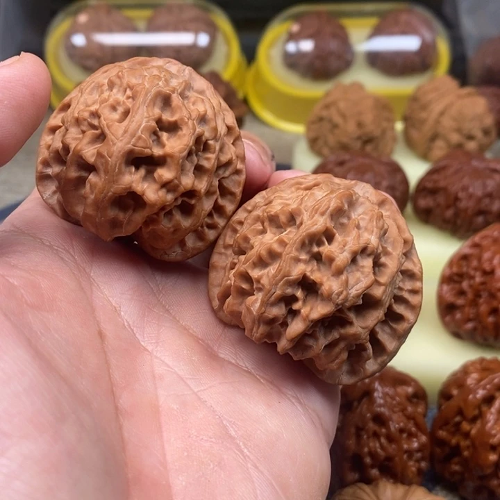 文玩核桃把件阿*核桃