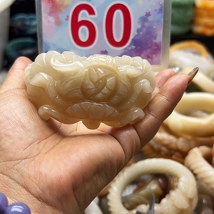 未镶嵌手镯石英岩玉