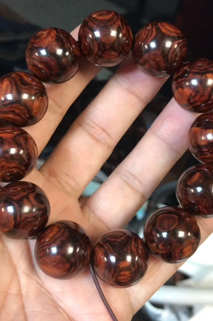 海南黄花梨精品鬼脸2.0cm手串