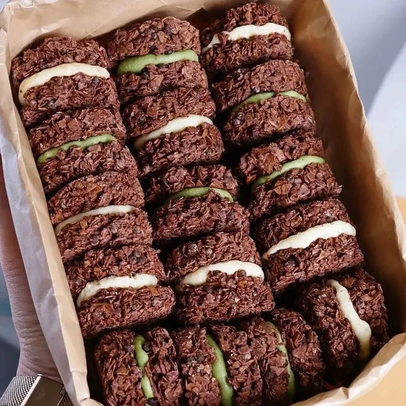 脆吨吨黑巧克力燕麦脆酸奶味抹茶牛轧夹心酥墩墩燕麦酥网红下午茶