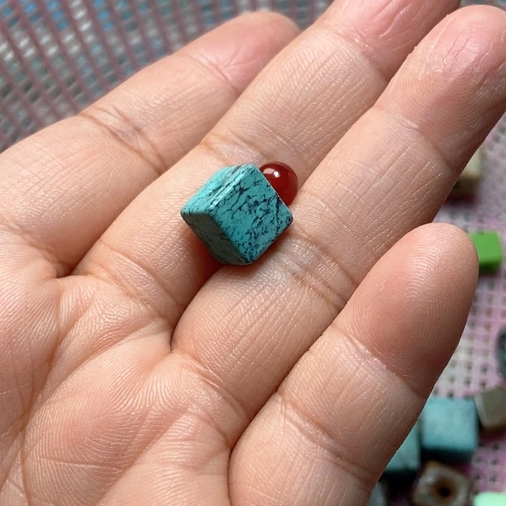 南红玛瑙未镶嵌颈饰