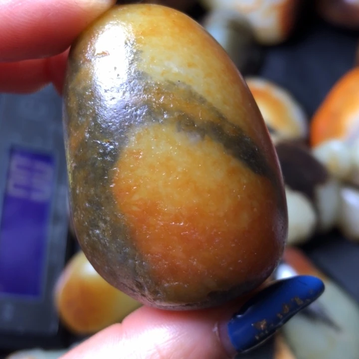 和田玉未镶嵌珠宝奇石