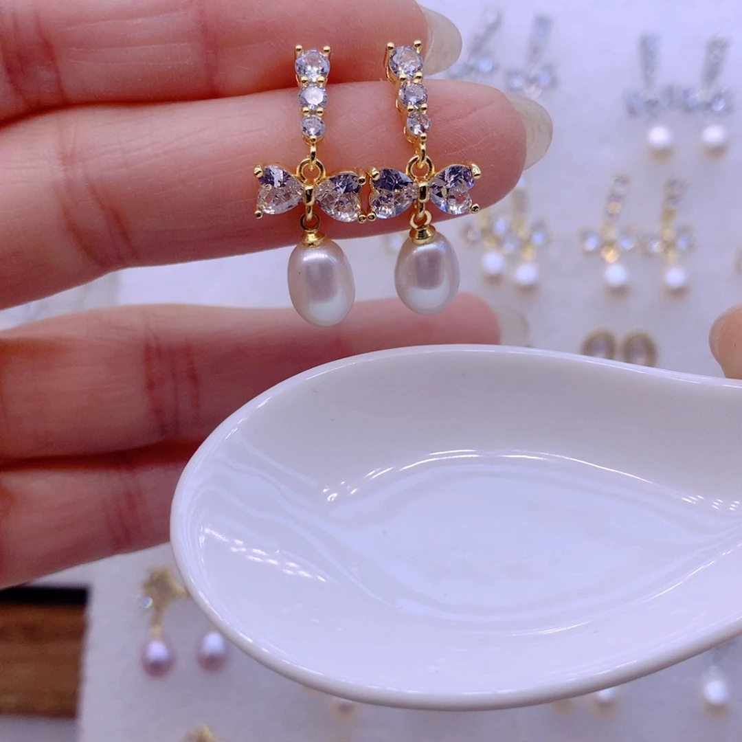 合金淡水珍珠耳饰