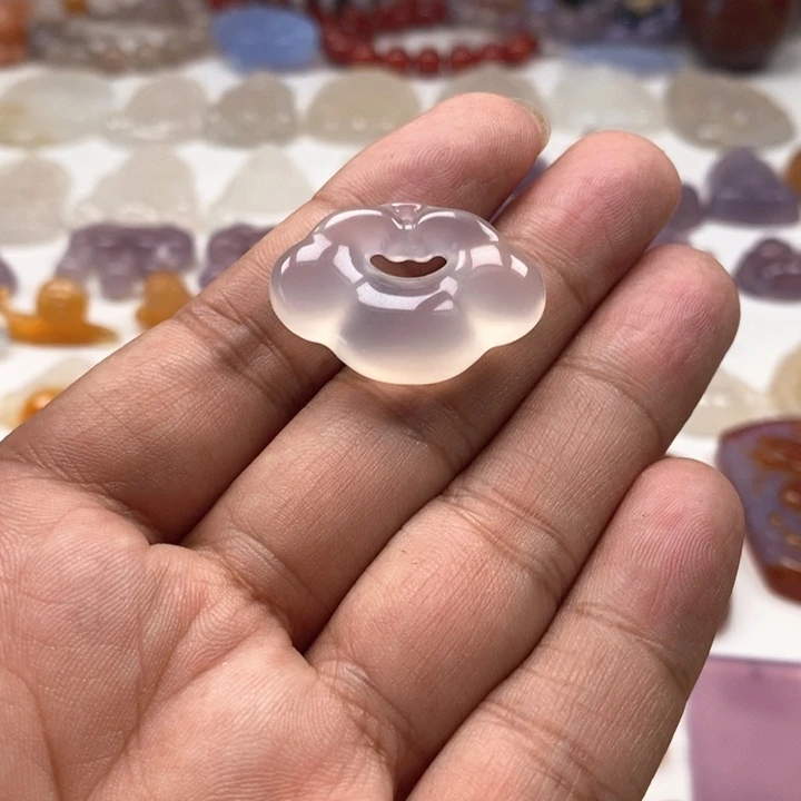 玛瑙/玉髓颈饰未镶嵌