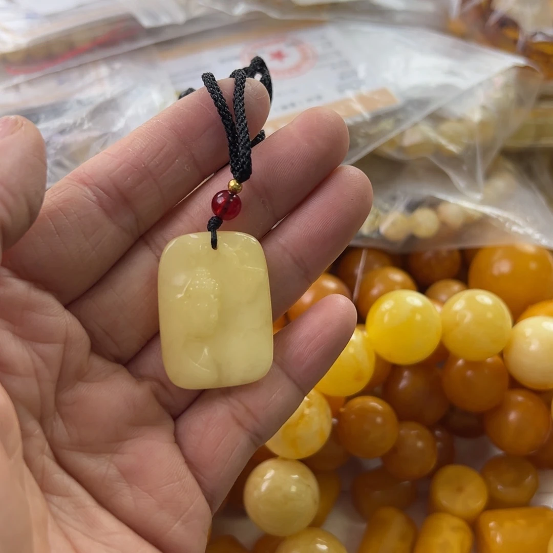 琥珀珠宝奇石未镶嵌