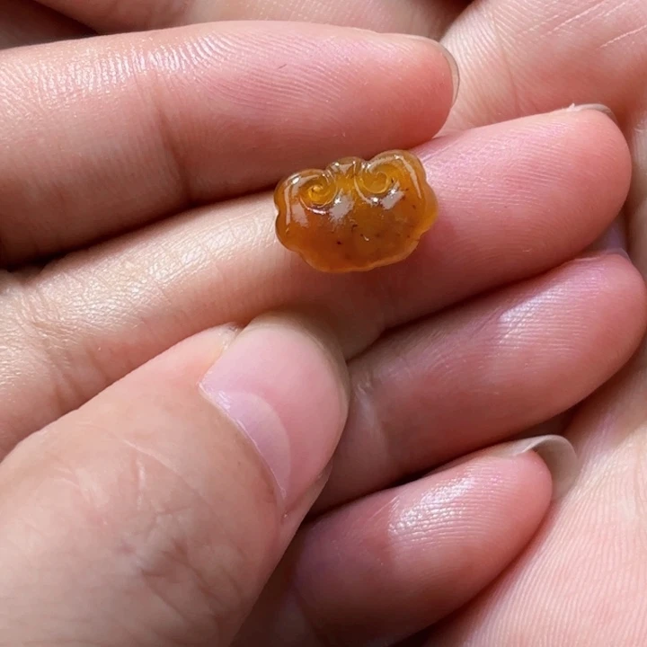 定制翡翠未镶嵌天然缅甸翡翠A货冰红翡如意