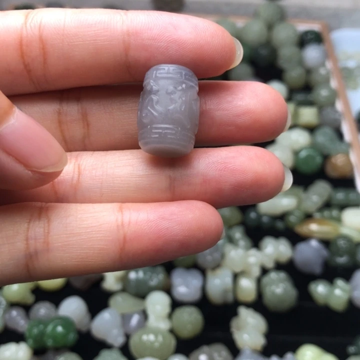 知****颈饰未镶嵌和田玉