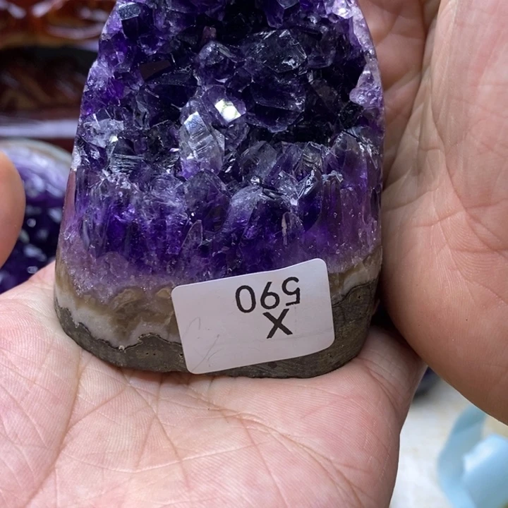 紫晶大型摆件（非配饰）未镶嵌