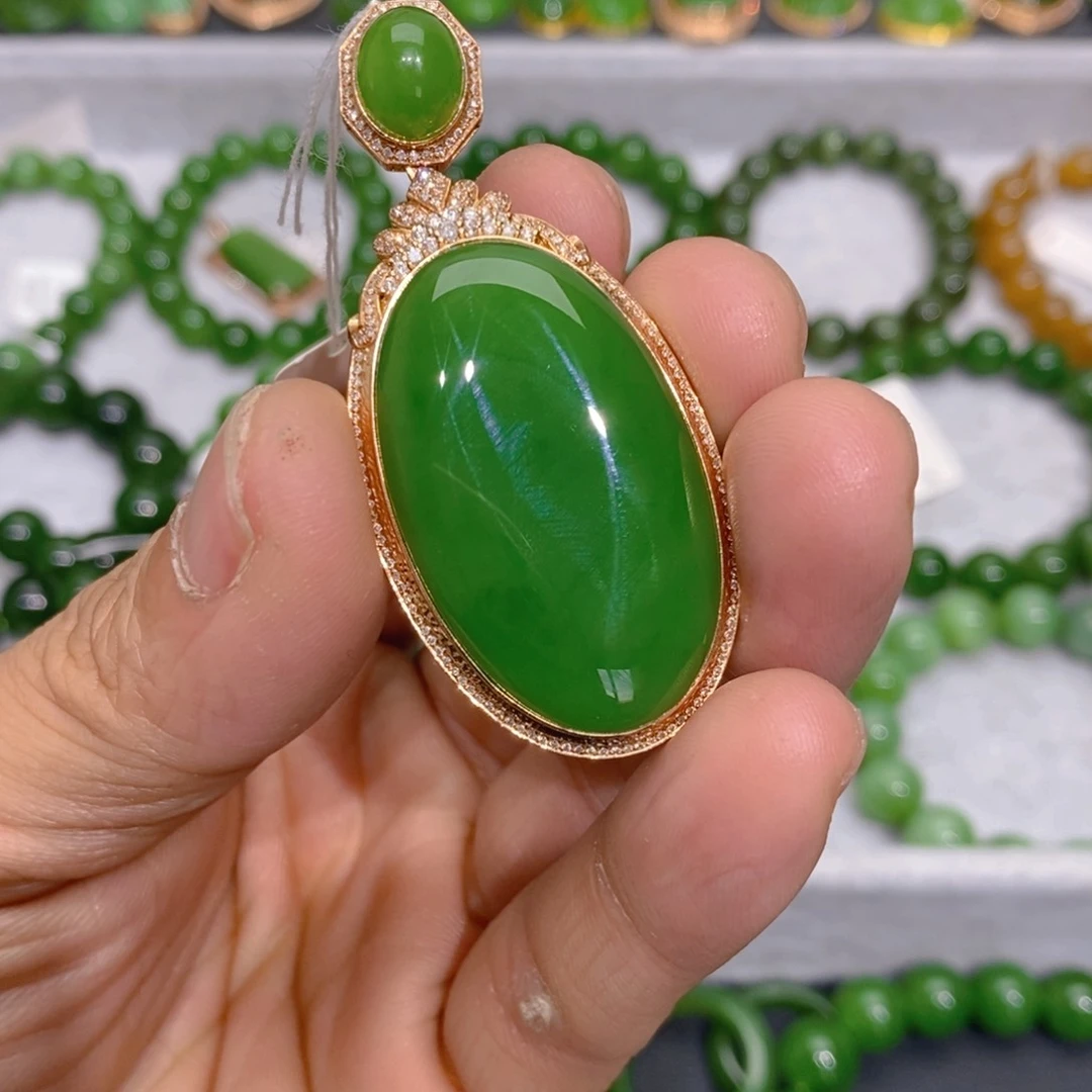 和田玉（碧玉）颈饰18K金镶嵌十***8