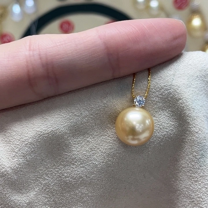 颈饰海水珍珠18K金镶嵌金珠 11-12mm 207号