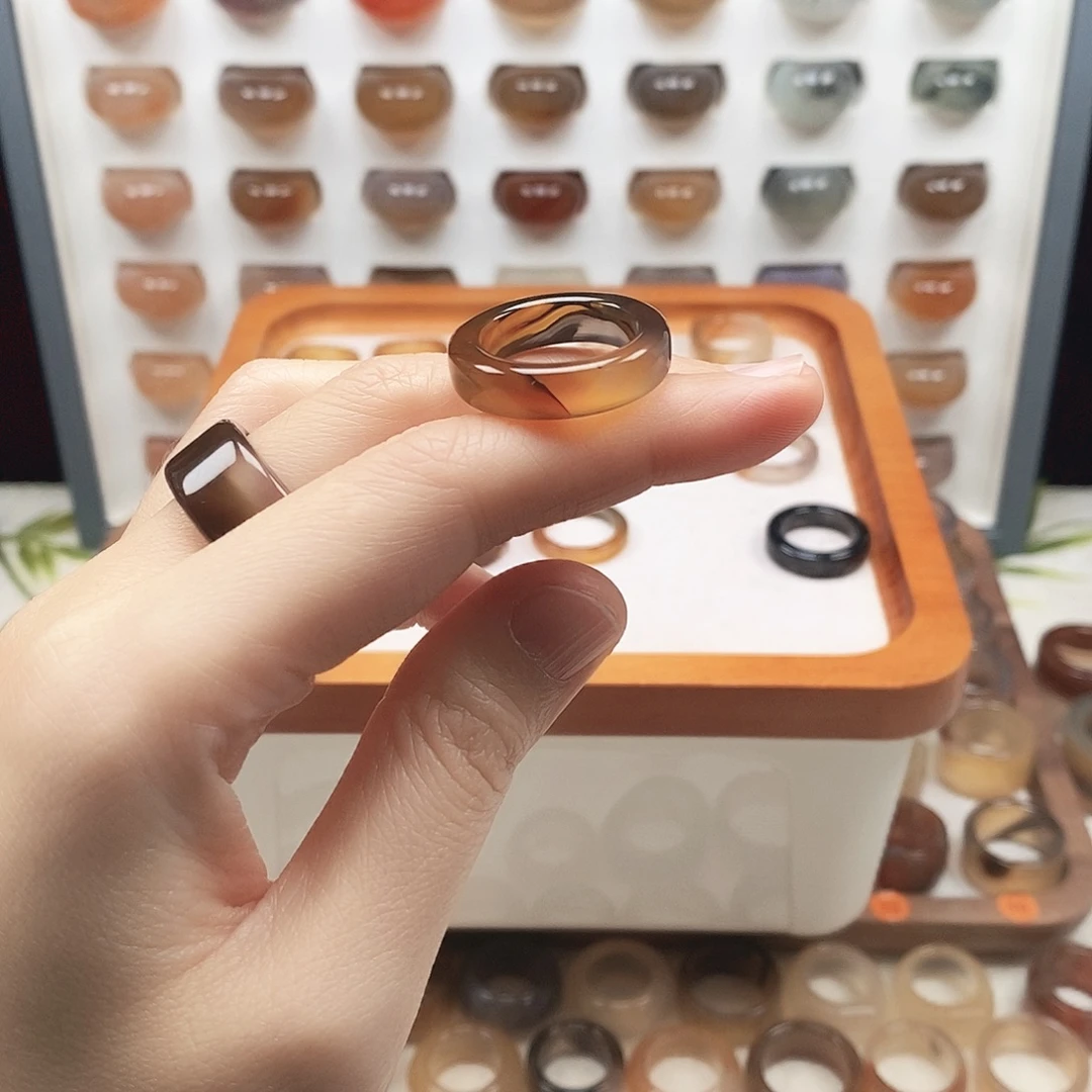 W***y玛瑙/玉髓未镶嵌戒指港15