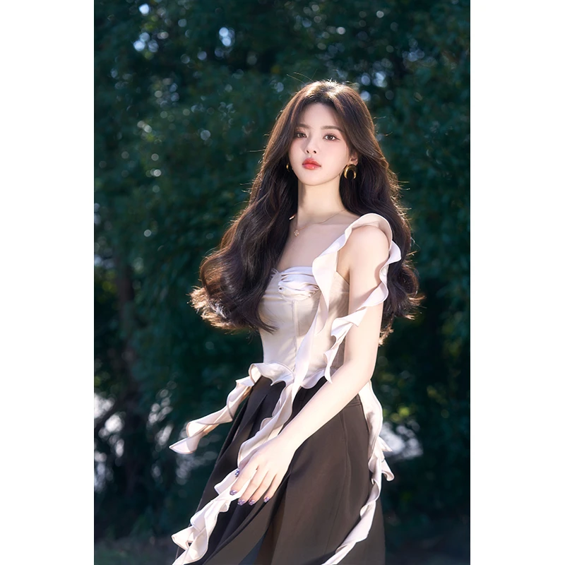 杨超越海报女明星美女学生宿舍卧室写真改造墙壁画纸自粘墙贴画纸
