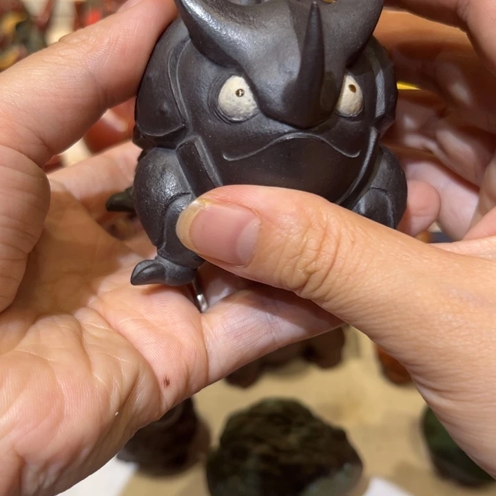 紫砂茶宠失魂落魄