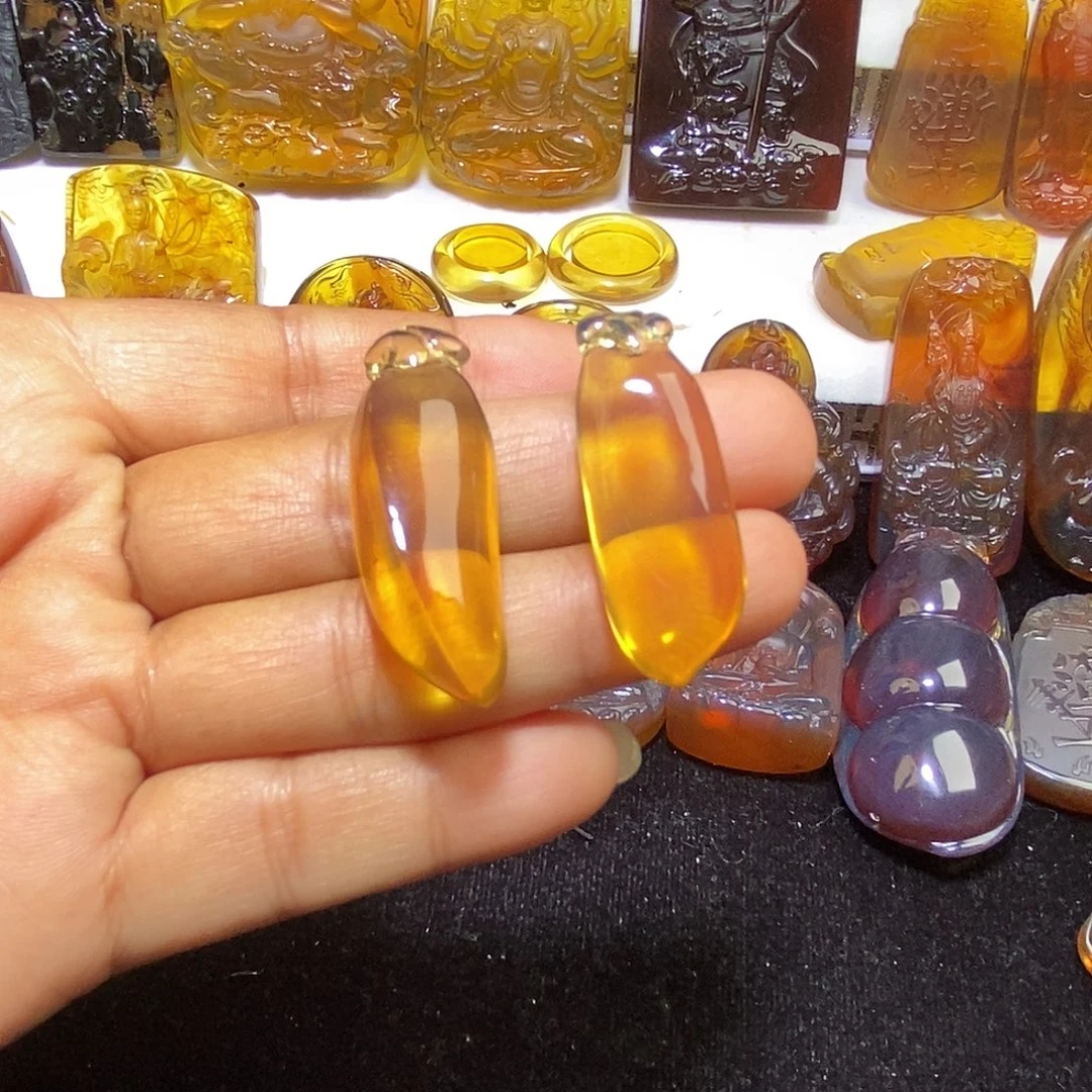 琥珀未镶嵌颈饰缅甸天然琥珀吊坠