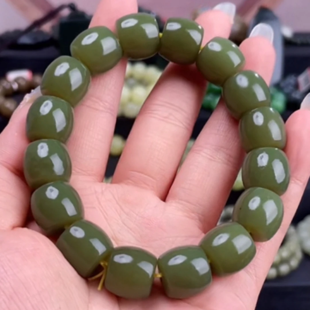 和田玉新疆且末牛油果绿青黄口卡14直切16颗