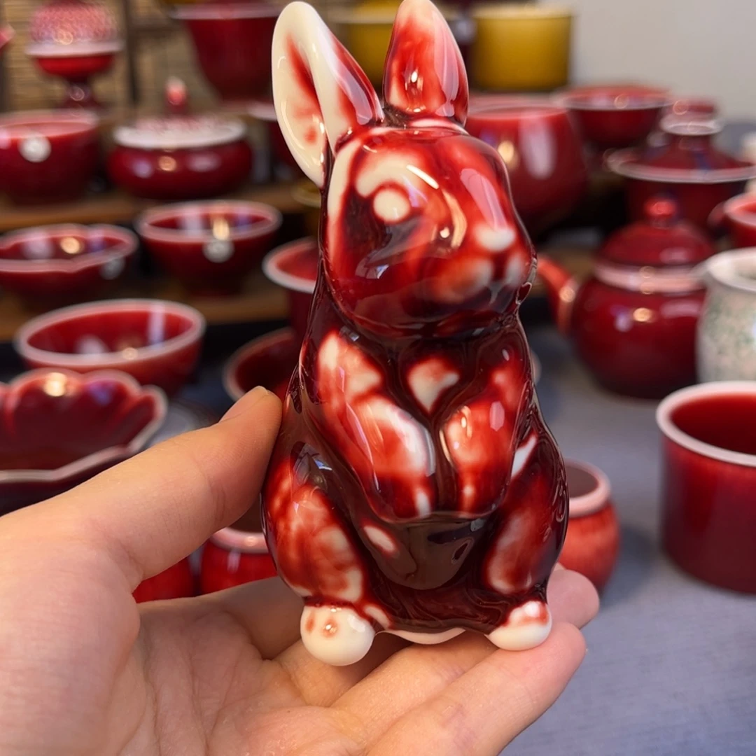 原矿郎红 小兔。