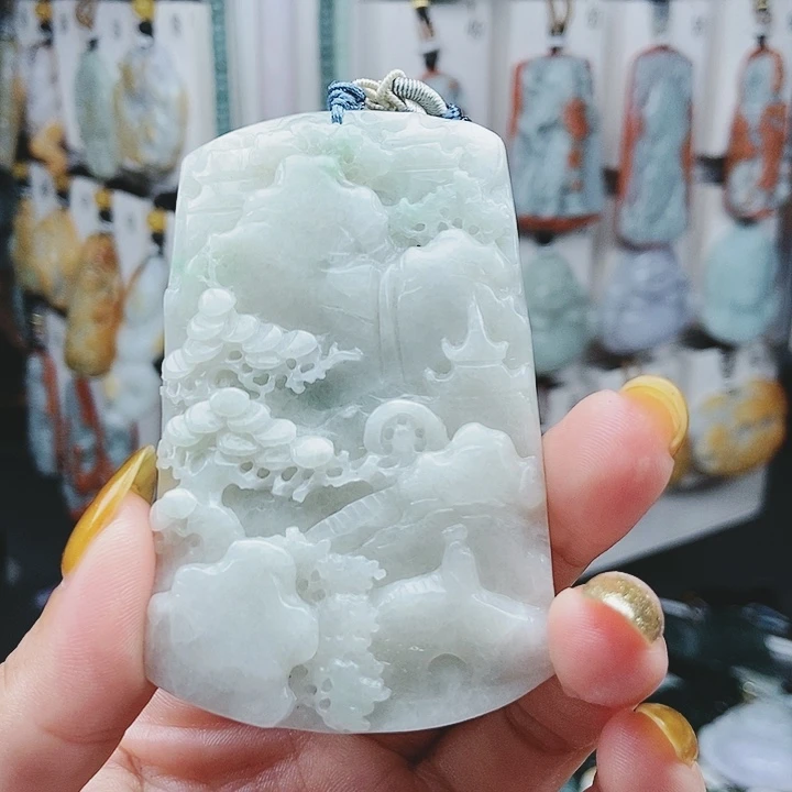 翡翠未镶嵌颈饰翡翠