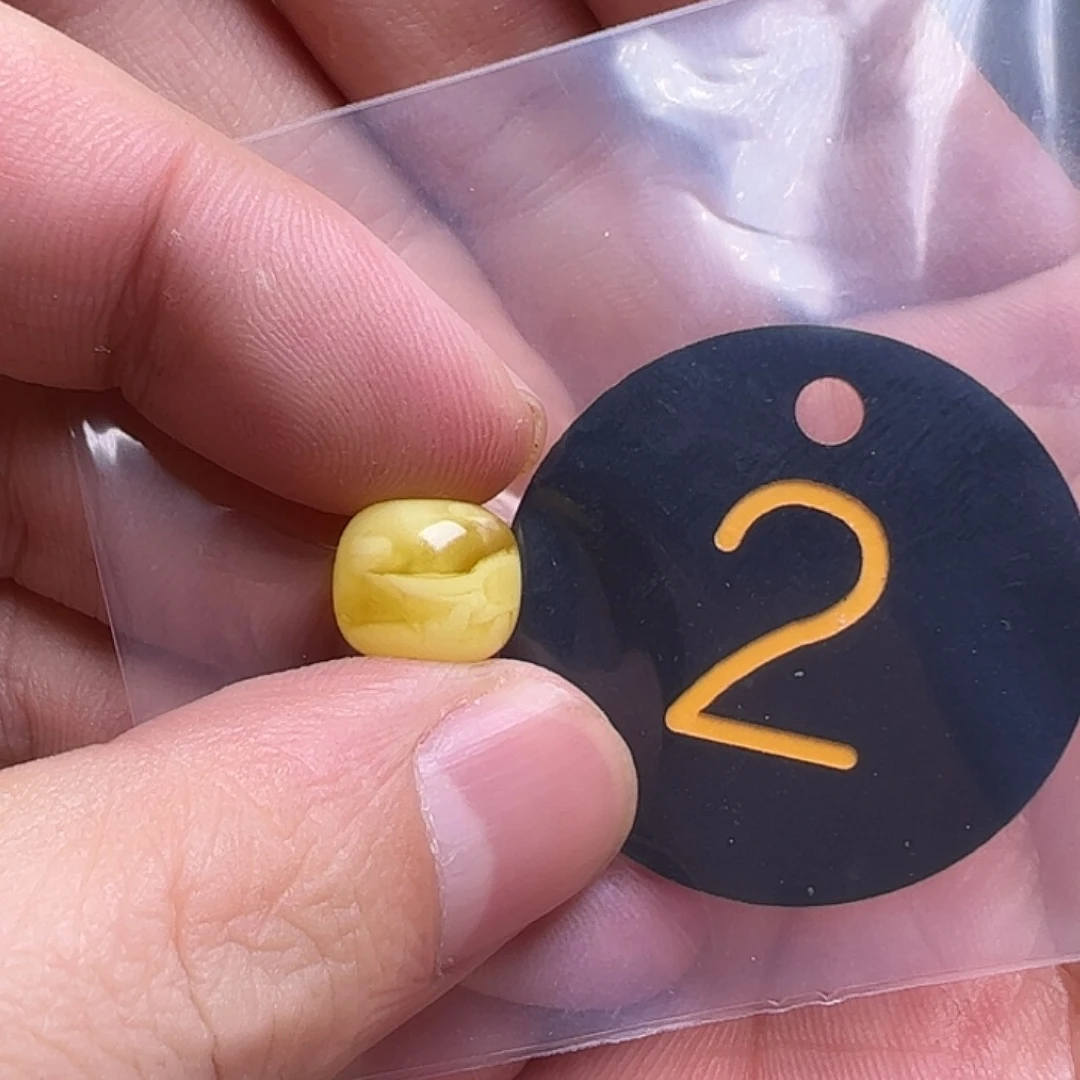 蜜蜡未镶嵌珠宝奇石剑**心11mm微花粉