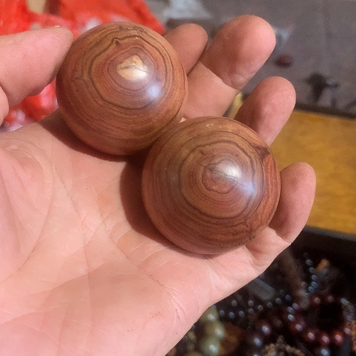 东非黑黄檀（紫光檀）用****1海南黄花梨手球