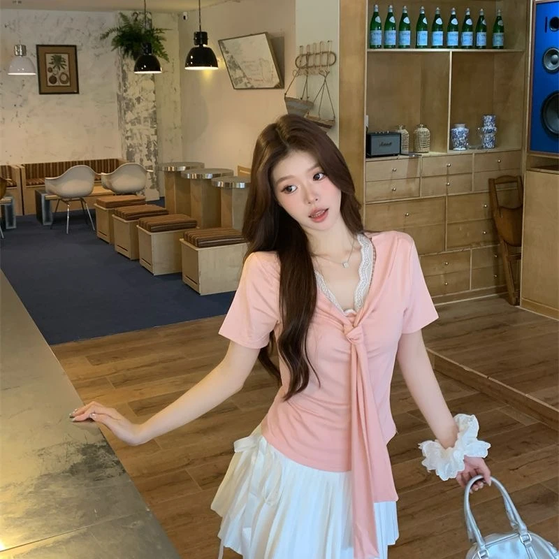 纯棉ins风纯欲v领蕾丝拼接短袖t恤女夏新款修身显瘦收腰潮流上衣