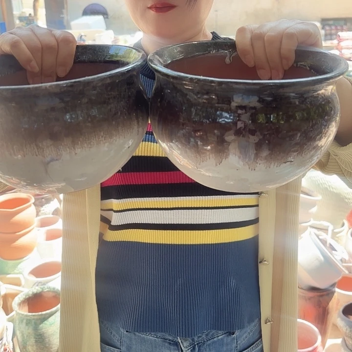 紫砂茶碗两个口径18高度12