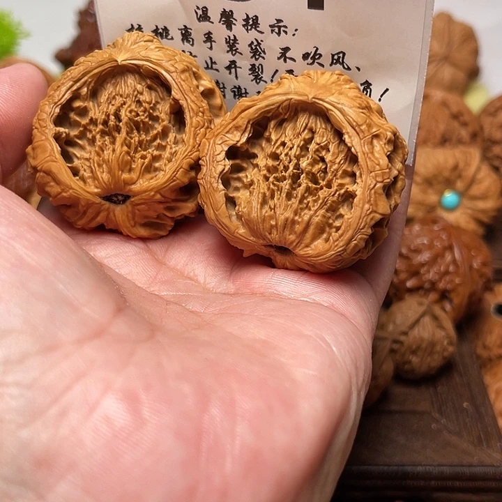 星***火桃核把件聚宝盆。边39。 054