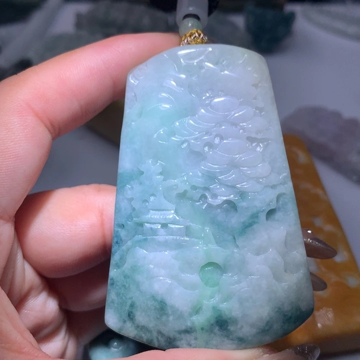 翡翠未镶嵌颈饰保真天然A货翡翠