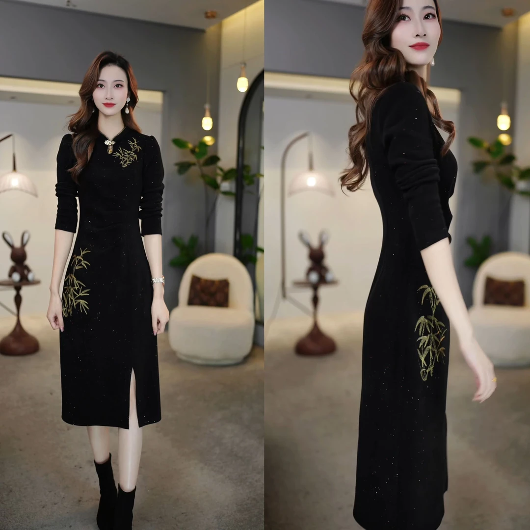 2024秋冬新款国风古韵竹报平安绣花旗袍女装连衣裙M-4XL