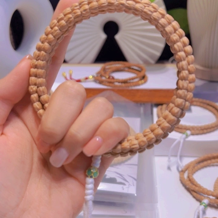 嘻***哈柏香籽/百香籽吊坠