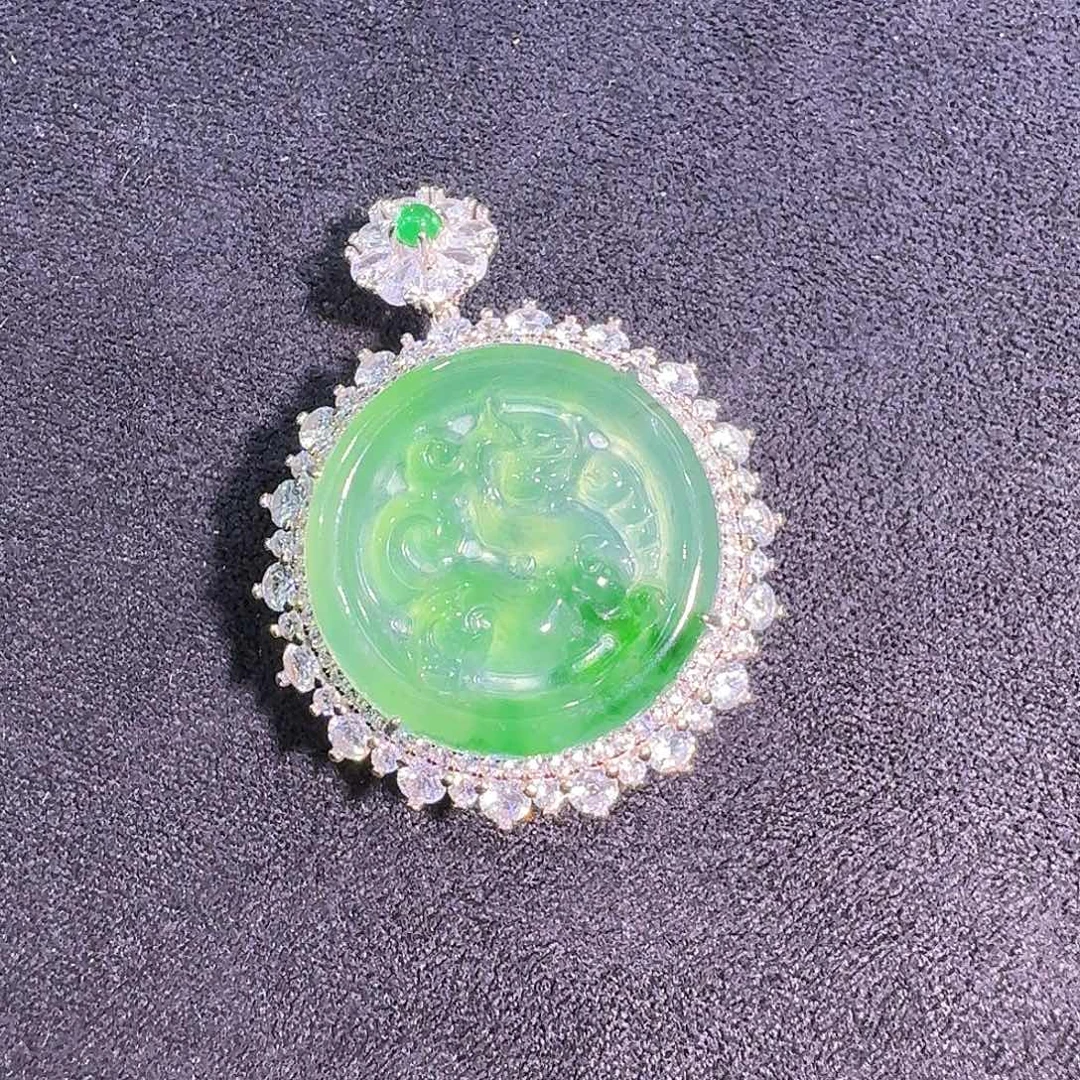 翡翠银S925镶嵌吊坠(不含链)麒麟