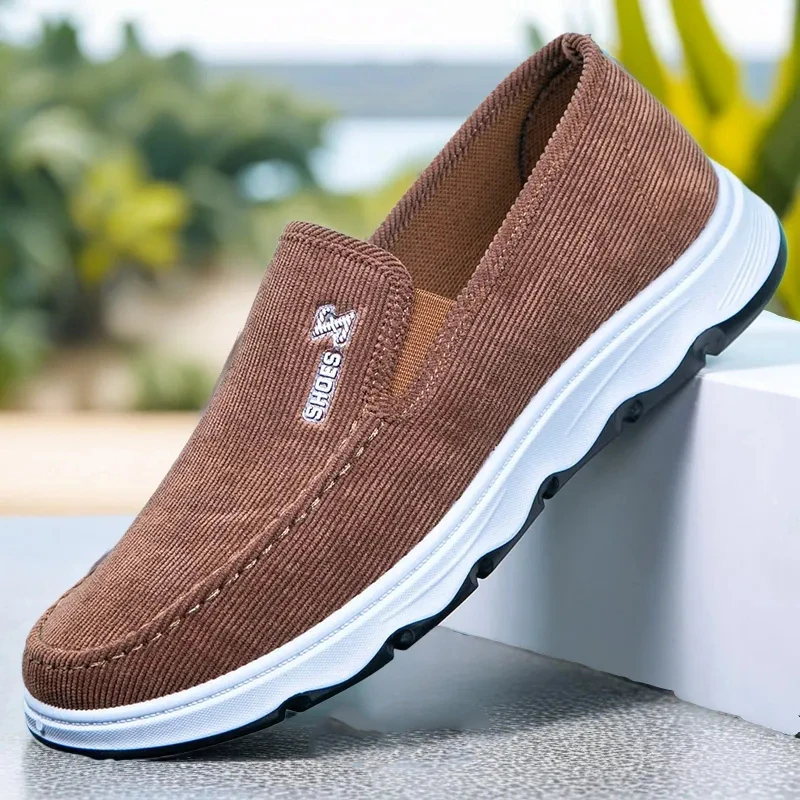 时尚套脚休闲软底轻便透气中老年爸爸老北京布鞋春秋男单鞋帆布