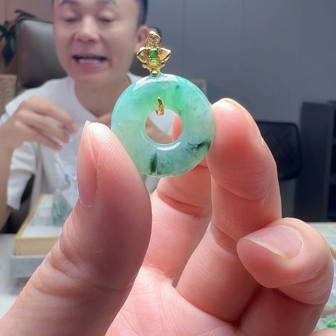 翡翠银S925镶嵌吊坠(不含链)多样性发货其一