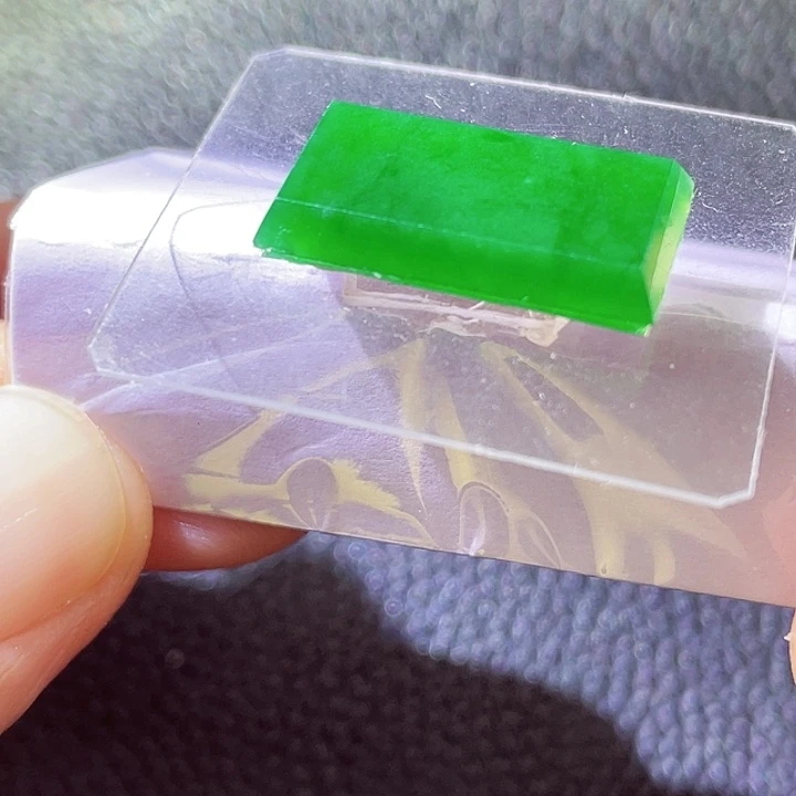 未镶嵌定制翡翠翡翠