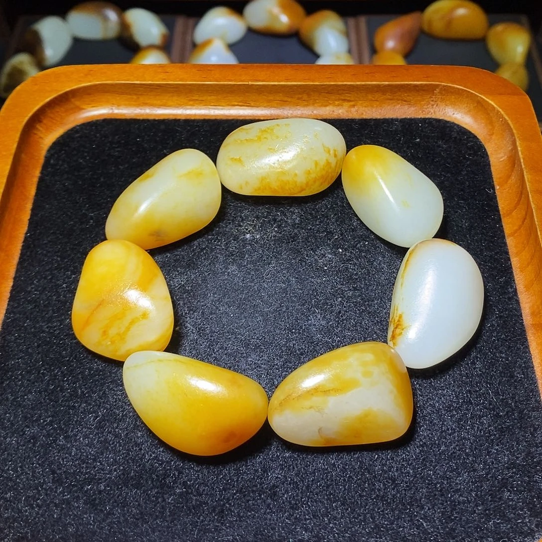 和田玉未镶嵌手链