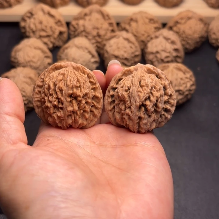 文玩核桃把件40四座楼