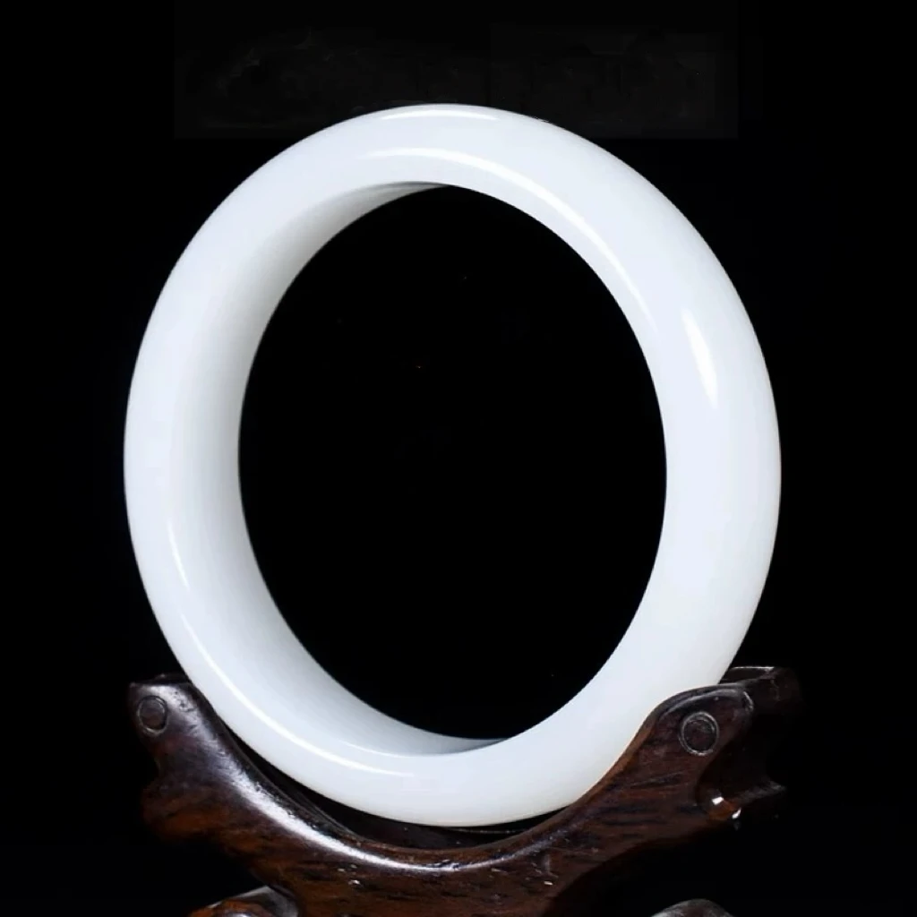 天然翠石手镯 天然玉石多样性发货 每件产品都是只此一件