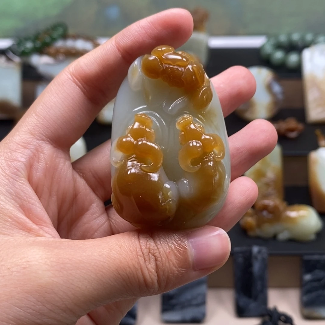 未镶嵌和田玉挂件