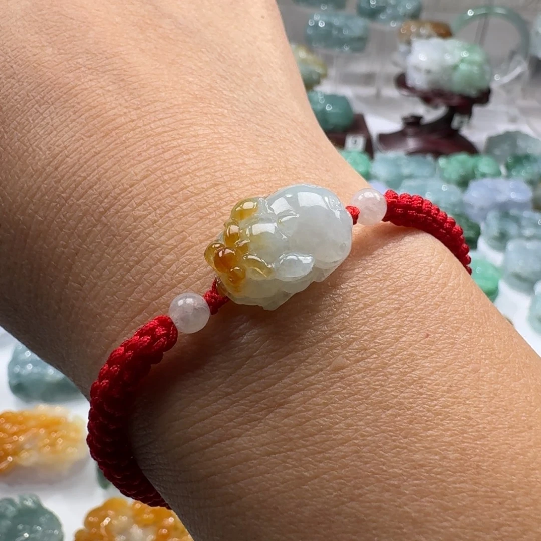 翡翠未镶嵌挂件貔貅