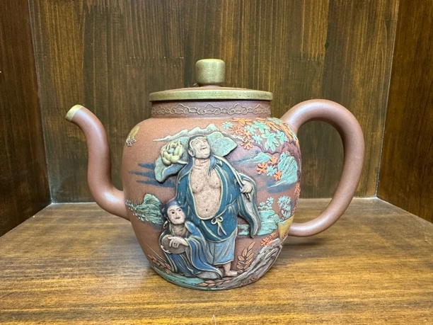 红泥宫灯老壶600CC左右