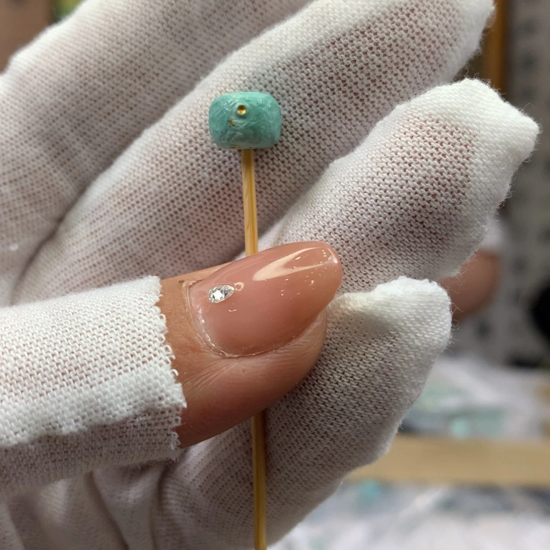 绿松石未镶嵌挂件