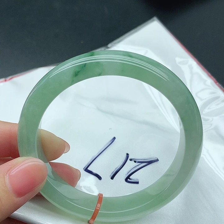 未镶嵌手镯翡翠217