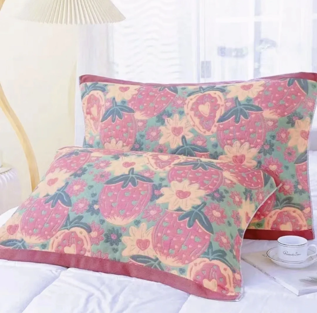 草莓52*78加厚纱布舒适柔软枕巾