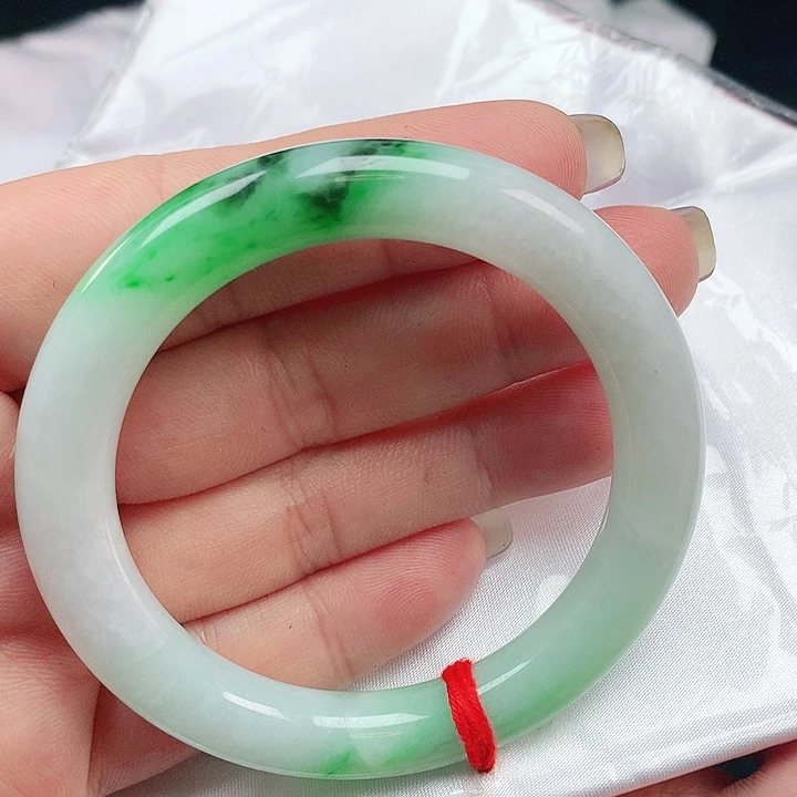 翡翠手镯未镶嵌圆条1796