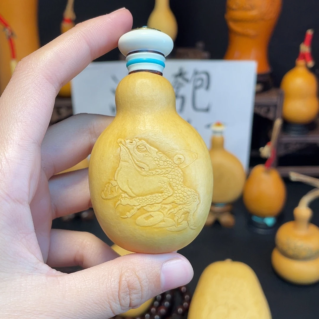 金蟾押花葫芦葫芦