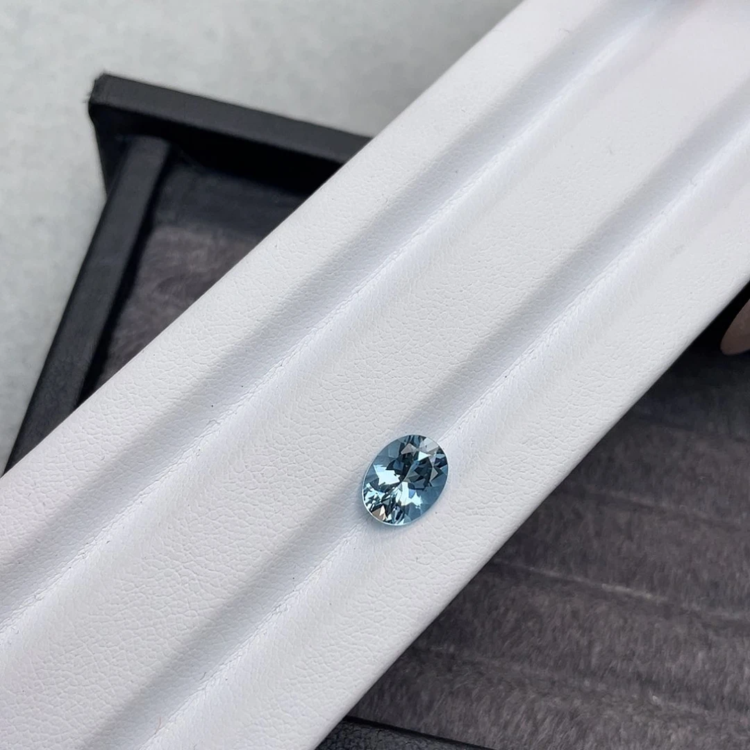 海蓝宝石裸石未镶嵌1.51ct圣玛利亚吉尔德vb