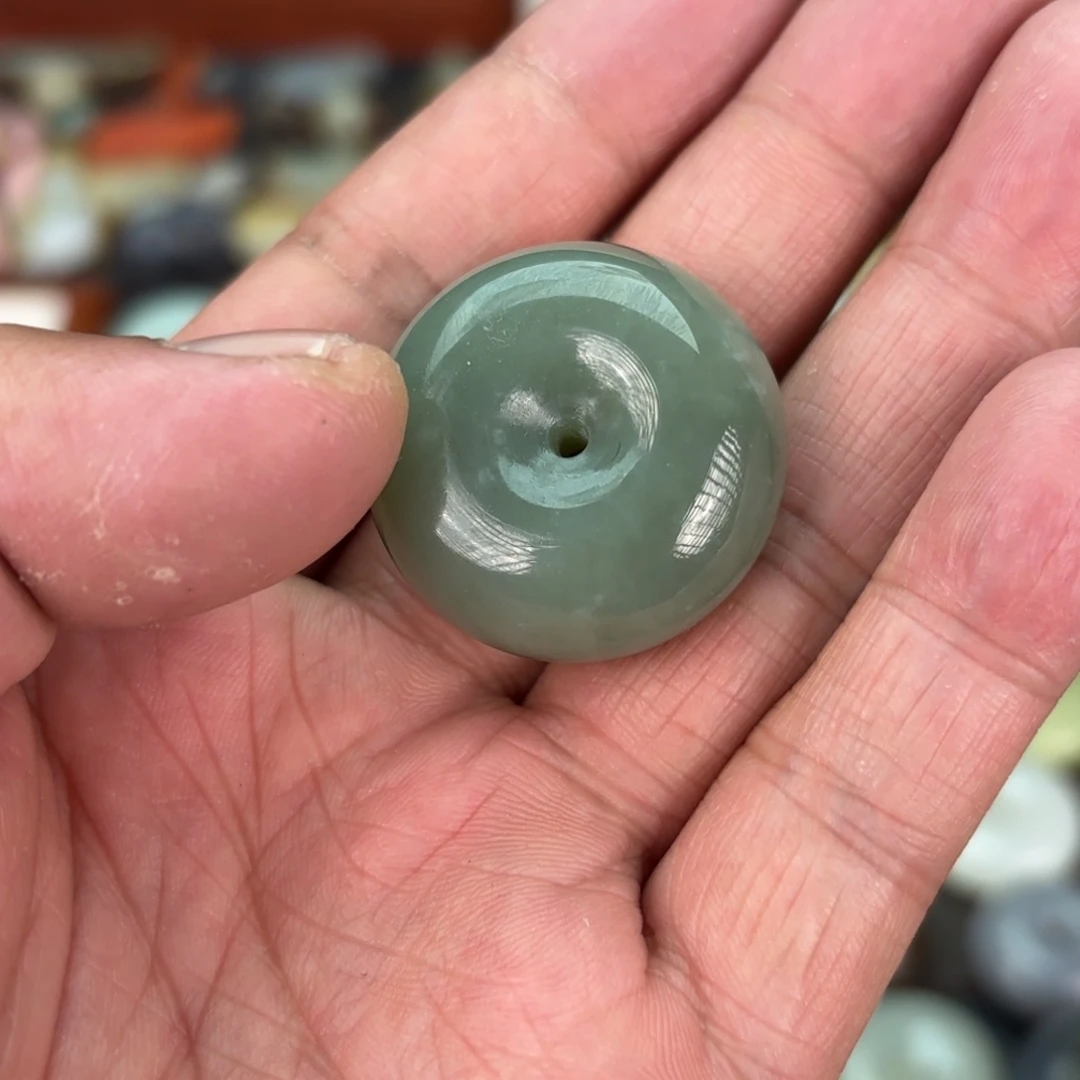 和田玉（糖玉）颈饰未镶嵌