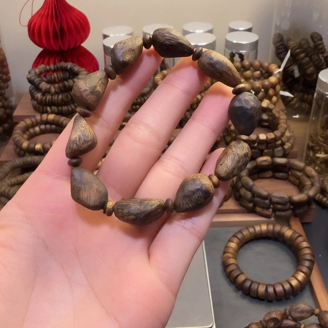 永***生沉香香囊沉香1.1树钉老料 多样性发一