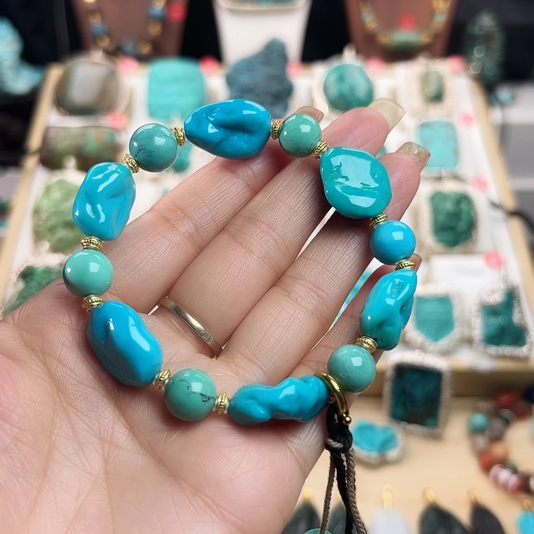 绿松石未镶嵌颈饰